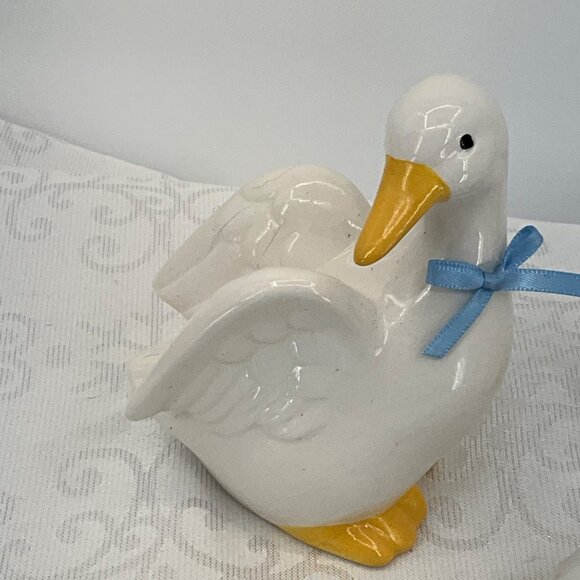 Ceramic Goose Figurine Set With Blue Ribbon Accents - Picture 4 of 10